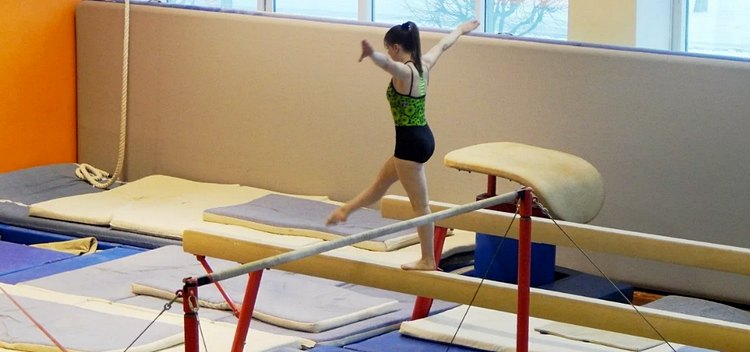 Tips for Effective Landing in Gymnastics